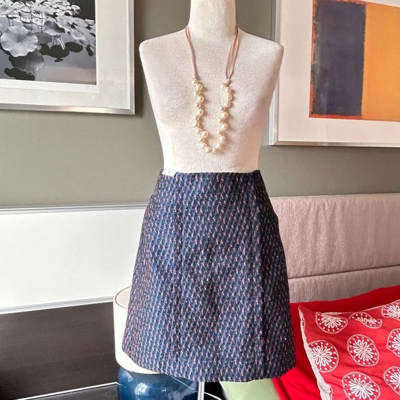 Ann Taylor LOFT Jacquard Short Skirt with Criss Cross Pattern US 2 - B511 - Picture 2 of 8